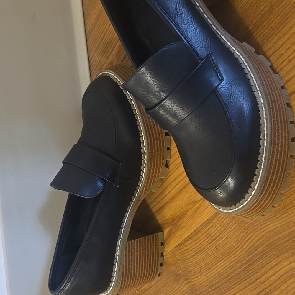 Mia Chunky Loafers - Picture 3 of 7